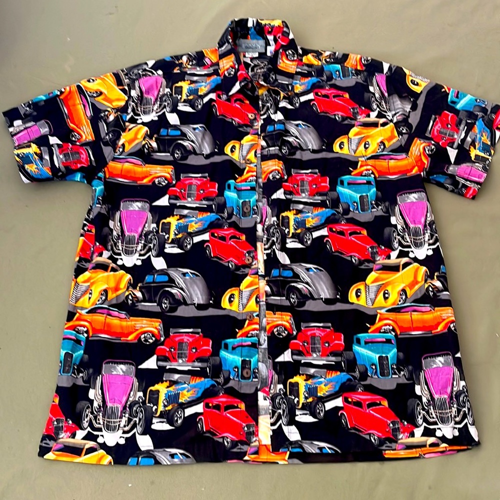 HIGH SEAS Trading Co. Button down w pocket, lovely printed MENS Shirt sz MEDIUM